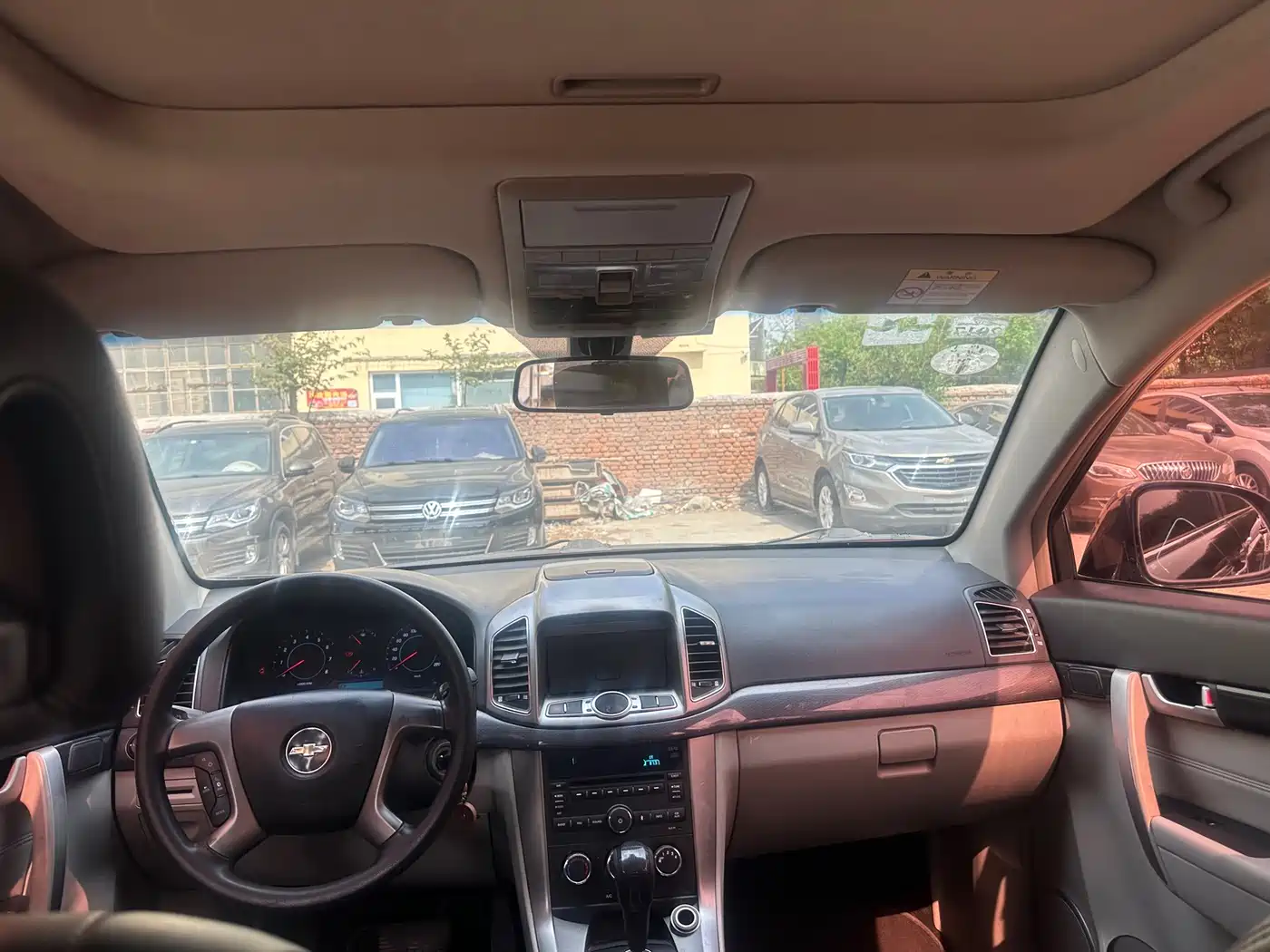 Chevrolet Captiva 2014 2.4L 2WD Urban 5-seater фото 9
