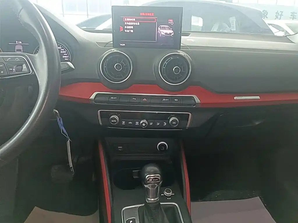 Audi Q2L 2018 35 TFSI Fashion Dynamic China VI фото 13