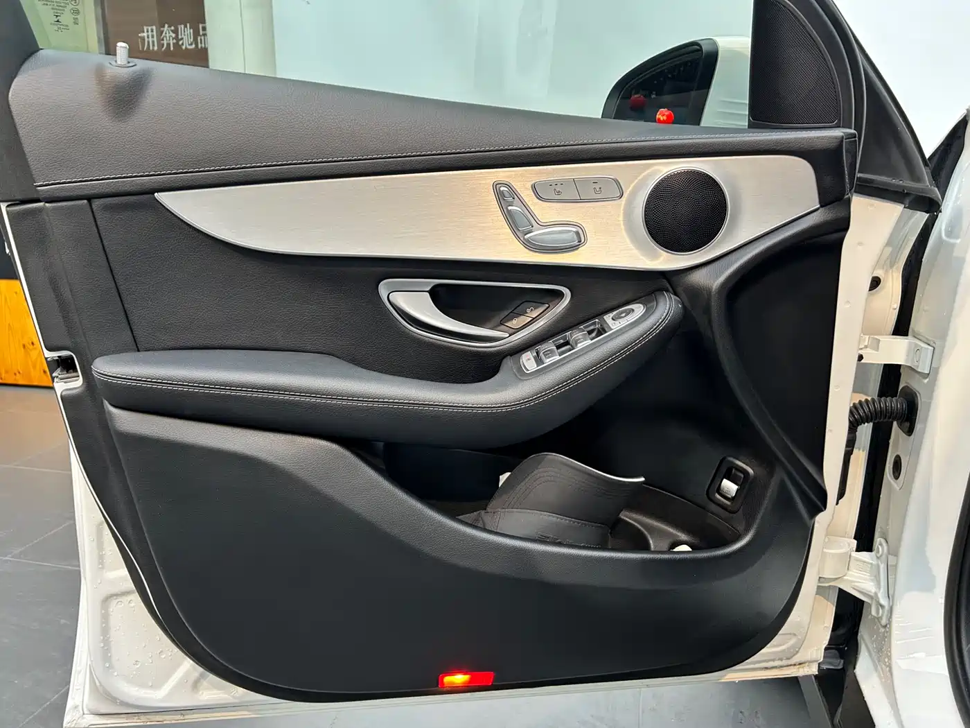 Mercedes-Benz GLC 2022 Facelift III GLC 260 L 4MATIC Dynamic фото 18