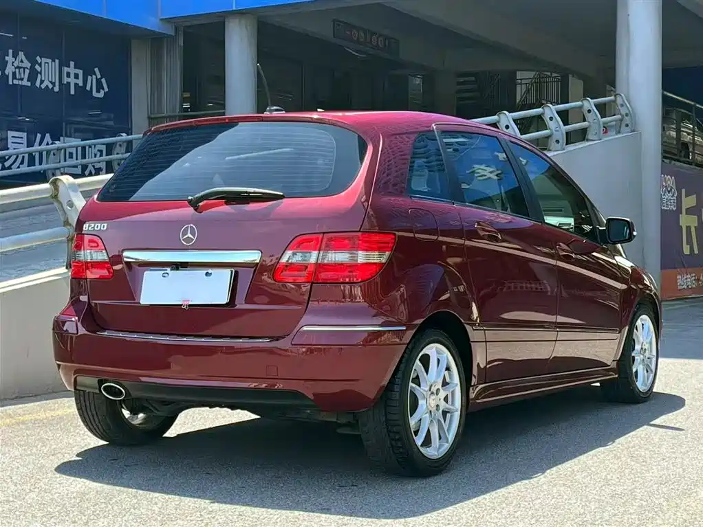 Mercedes-Benz B-Class 2009 B 200 Luxury фото 4