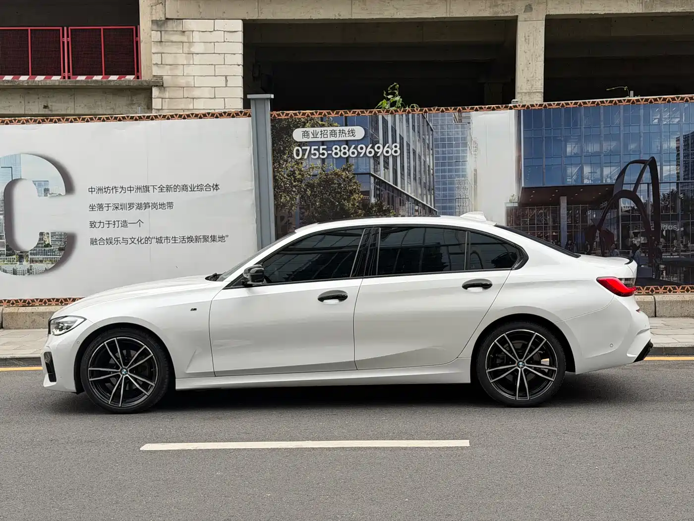 BMW 3 Series 2020 325Li M Sport Black Night Package фото 3