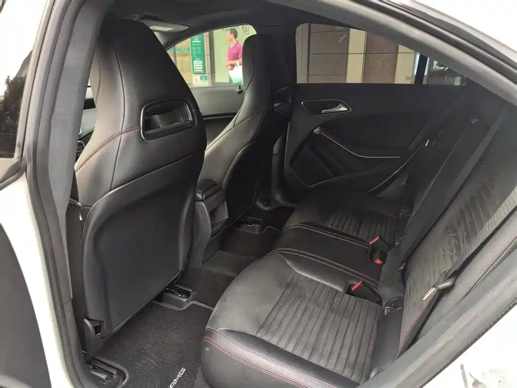 Mercedes-Benz CLA (Import) 2017 CLA 220 4MATIC фото 12