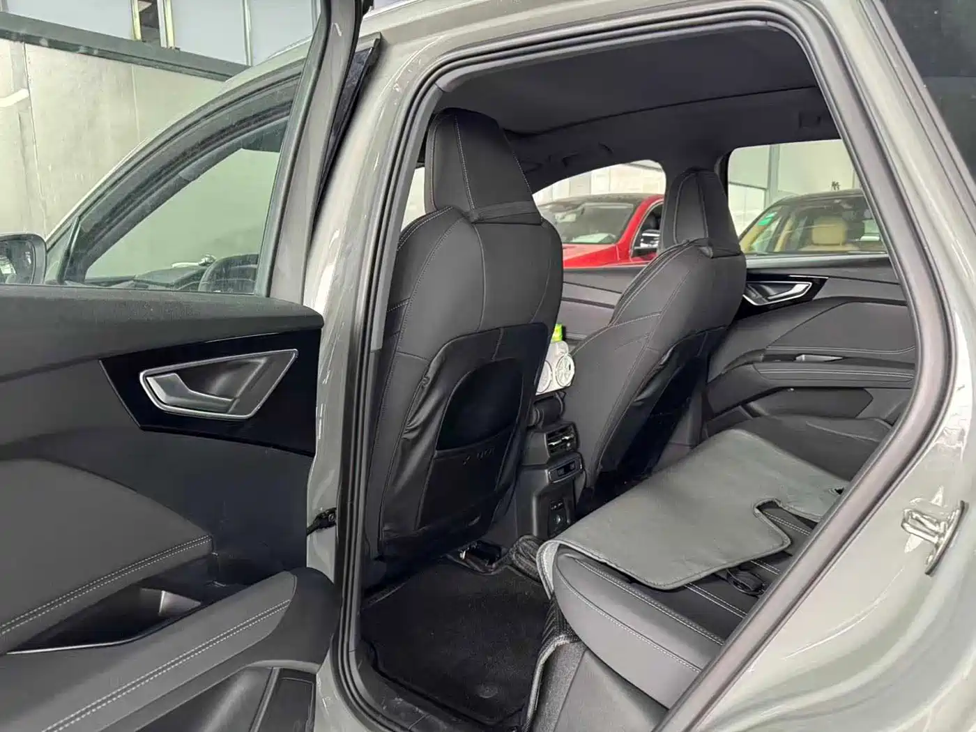 Audi Q4 e-tron 2023 2023 40 e-tron Pioneer Edition