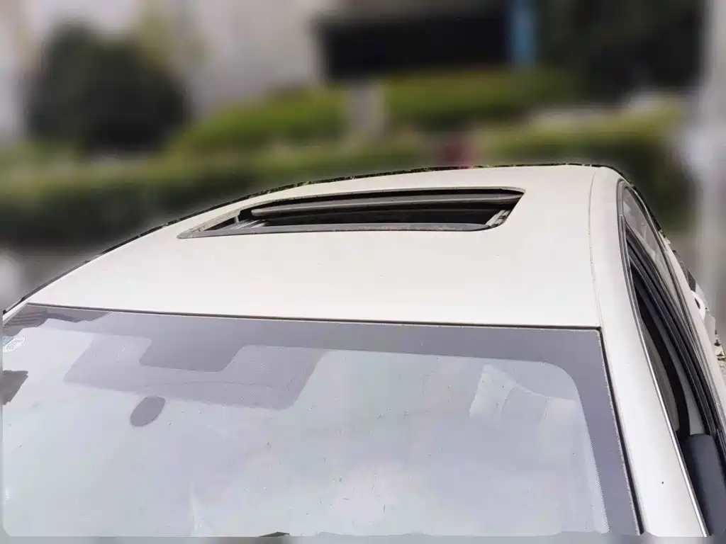 Photo 6 - Peugeot 408