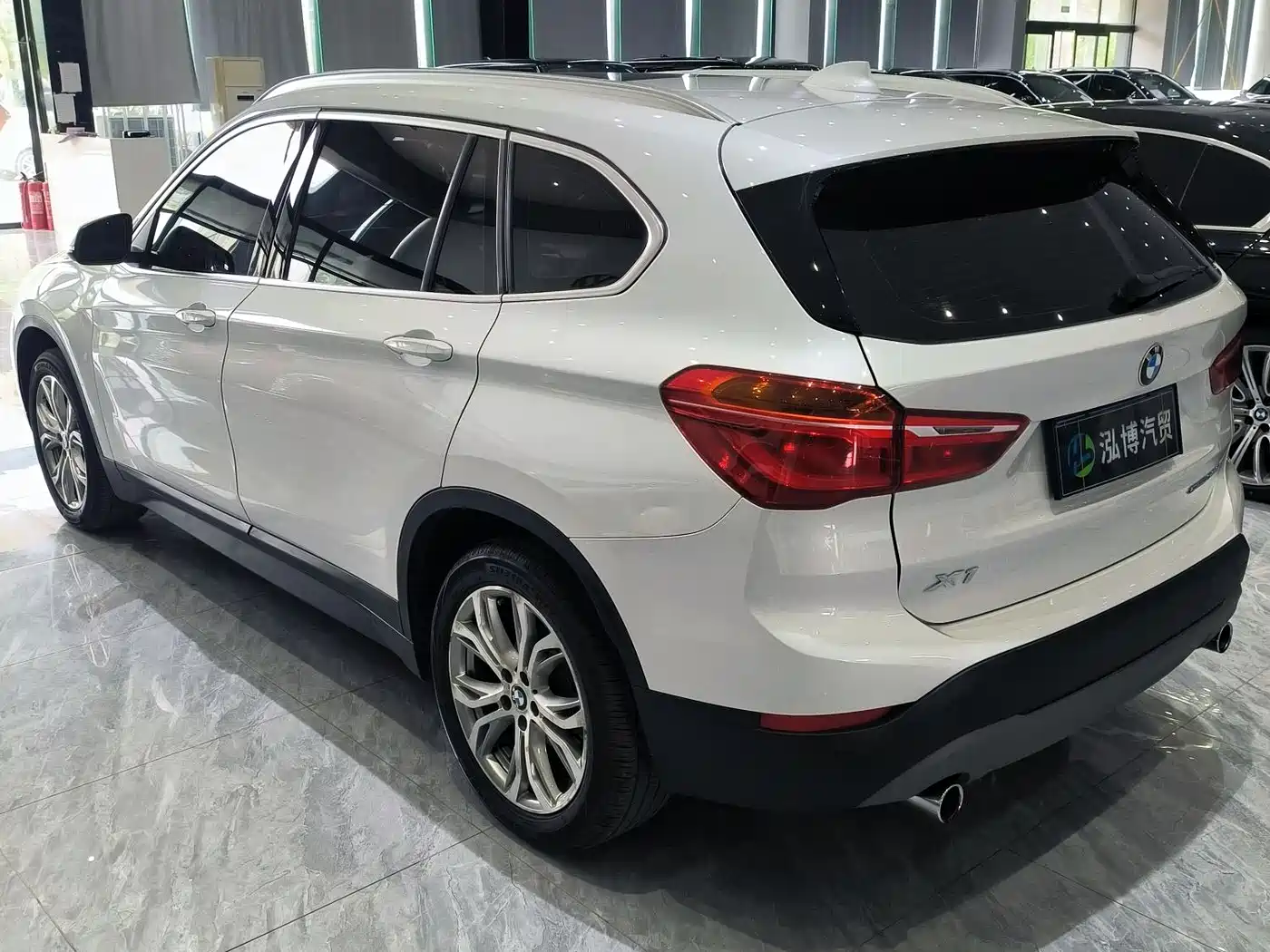 BMW X1 2018 sDrive20Li Leading Model фото 10