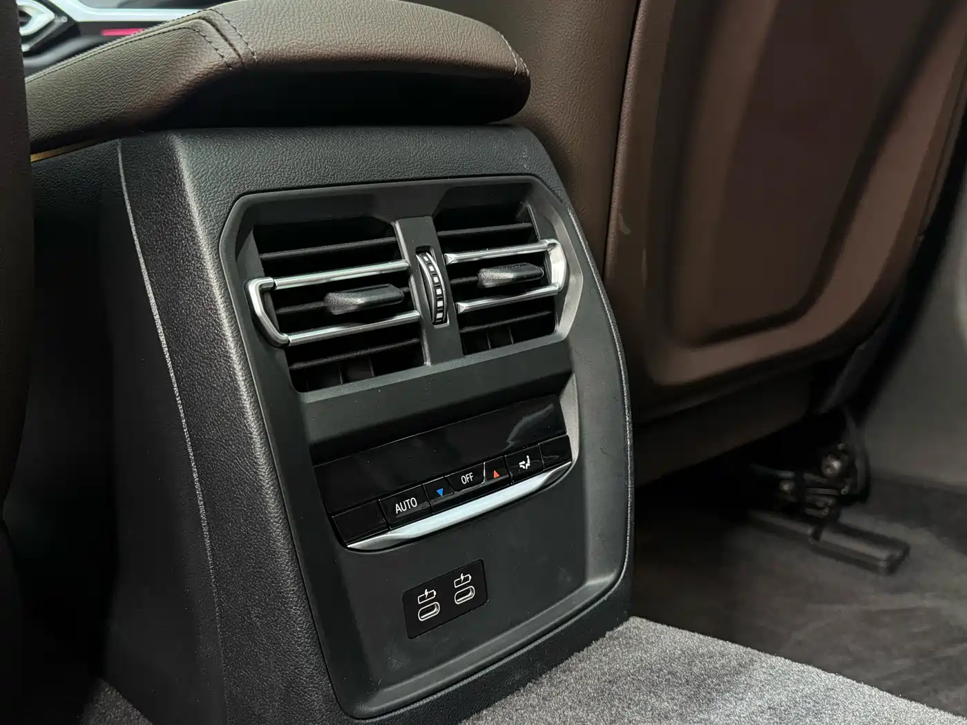 BMW i3 2022 eDrive 35 L фото 18