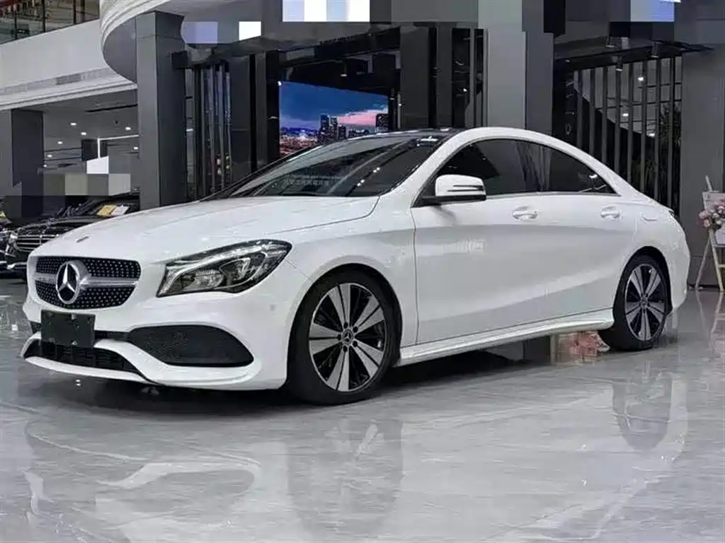 Mercedes-Benz CLA (Import) 2017 CLA 200 Fashion