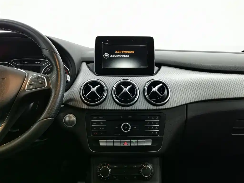 Mercedes-Benz B-Class 2015 B 200 Dynamic фото 12