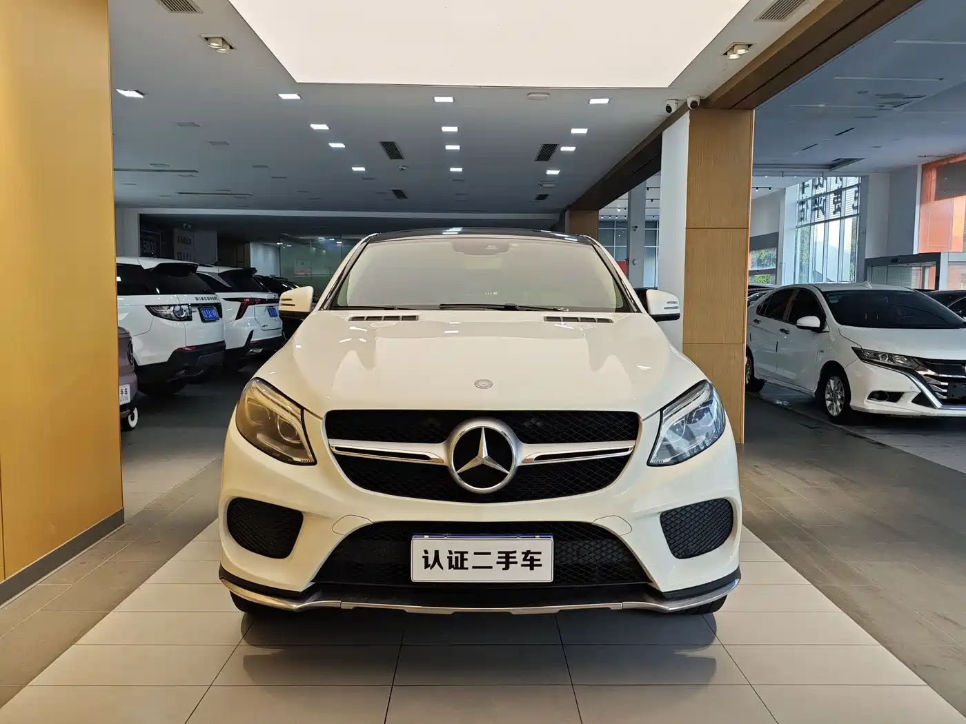 Mercedes-Benz GLE Coupe 2015 GLE 320 4MATIC Coupe SUV фото 4