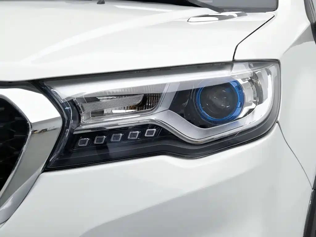 Haval H1 2017 2016 Facelift Blue Label 1.5L AMT Luxury