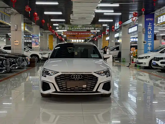 Audi A3 2022 Sportback 35 TFSI Style Sport — фото 2