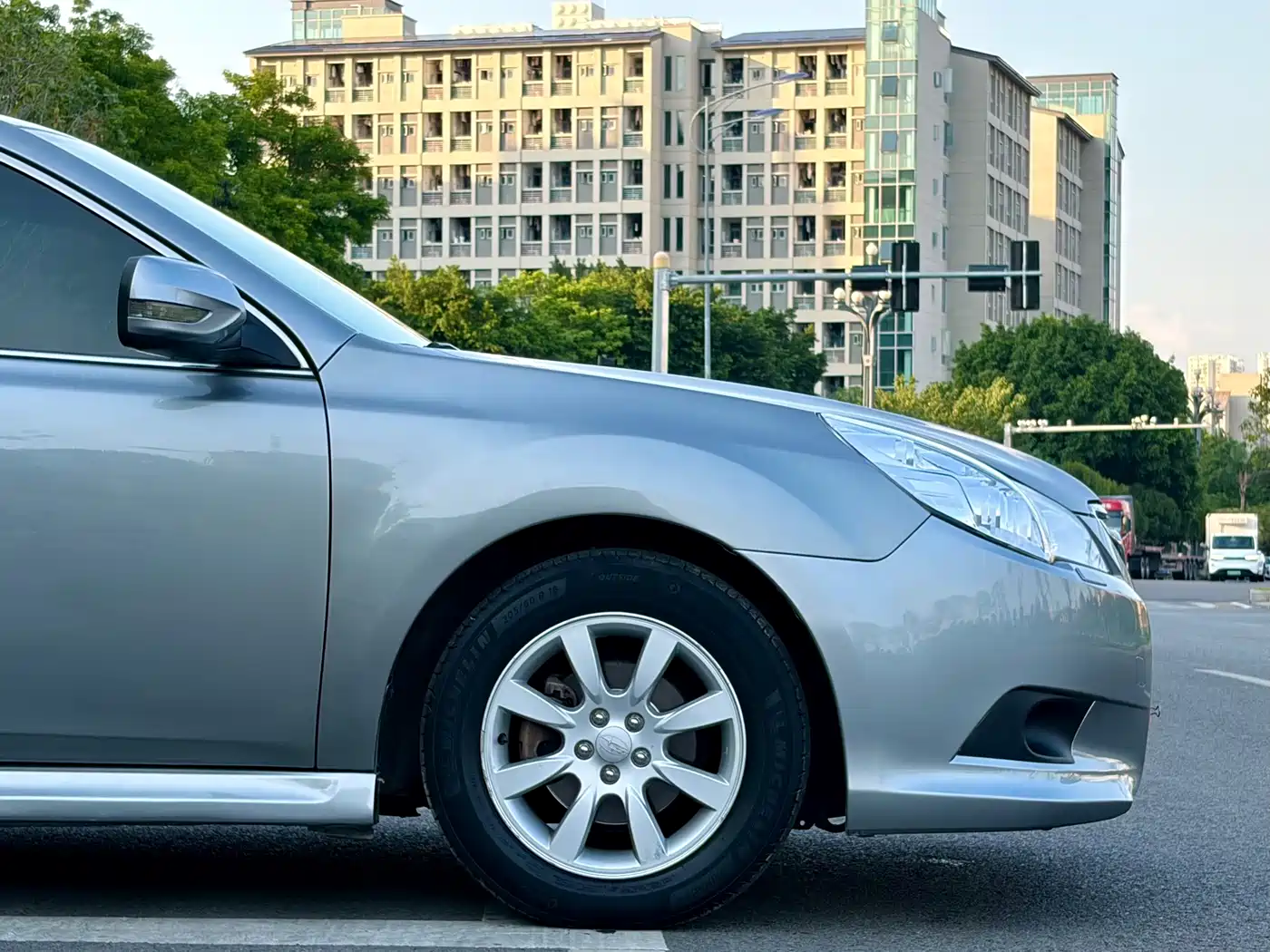 Subaru Legacy 2010 2010 Model 2.0i Luxury