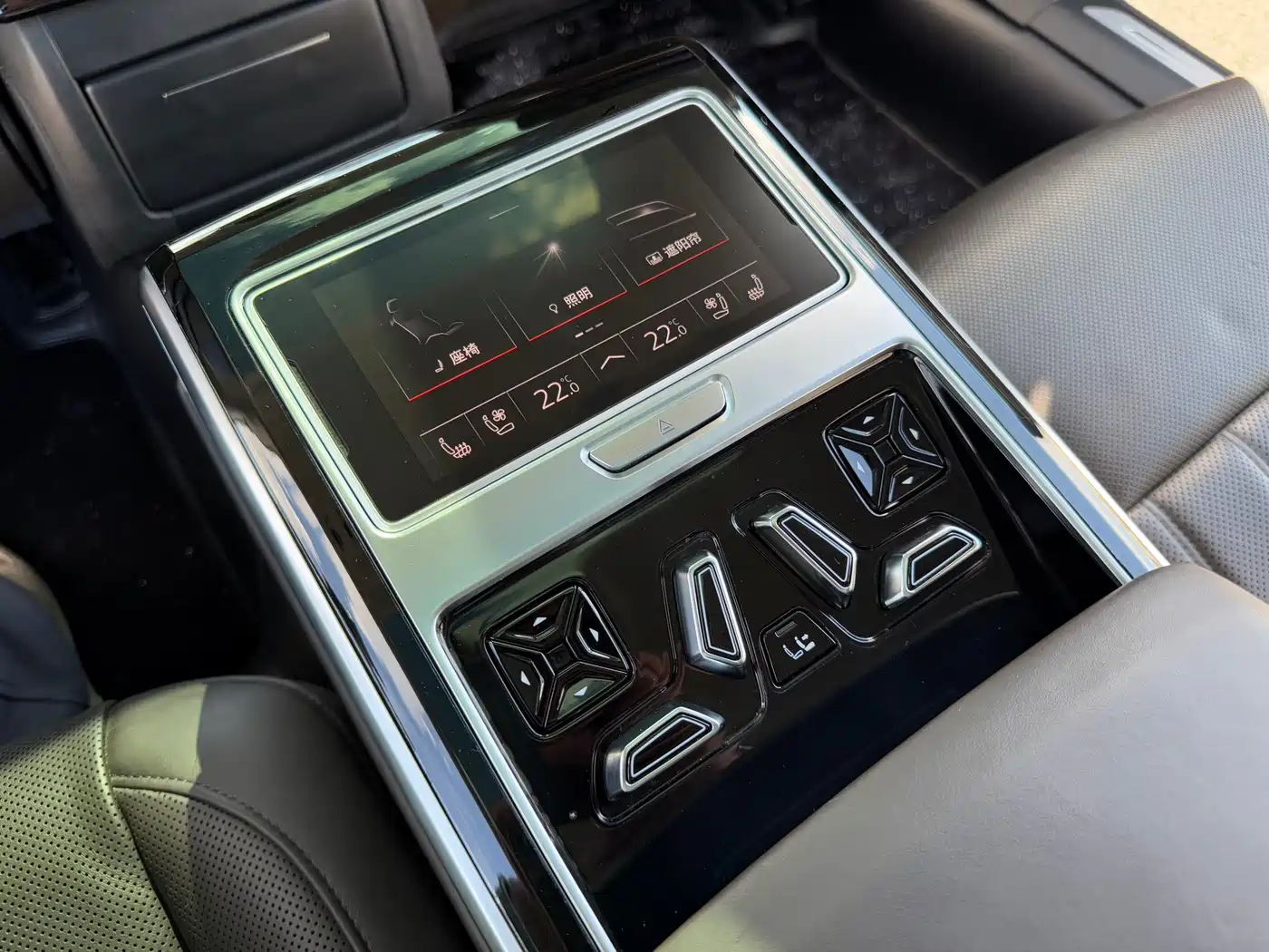 Audi A8 2018 A8L 55 TFSI quattro Luxury фото 18