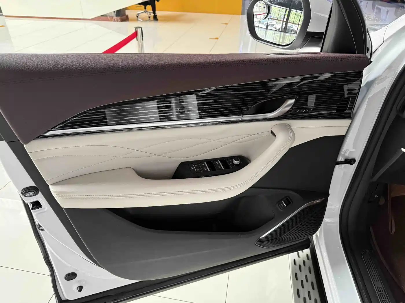 GEELY XINGYUE L