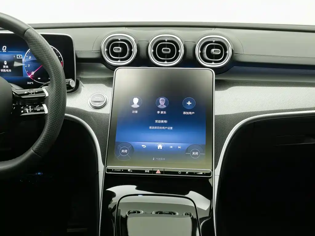 Mercedes-Benz C-Class, миниатюра 12