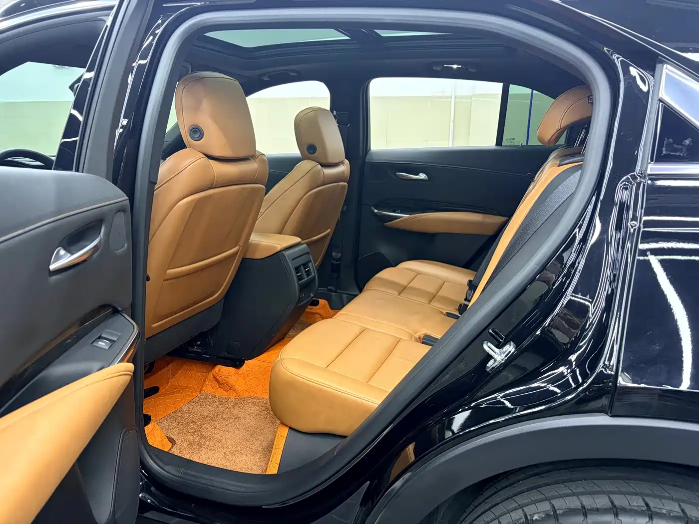 CADILLAC XT4