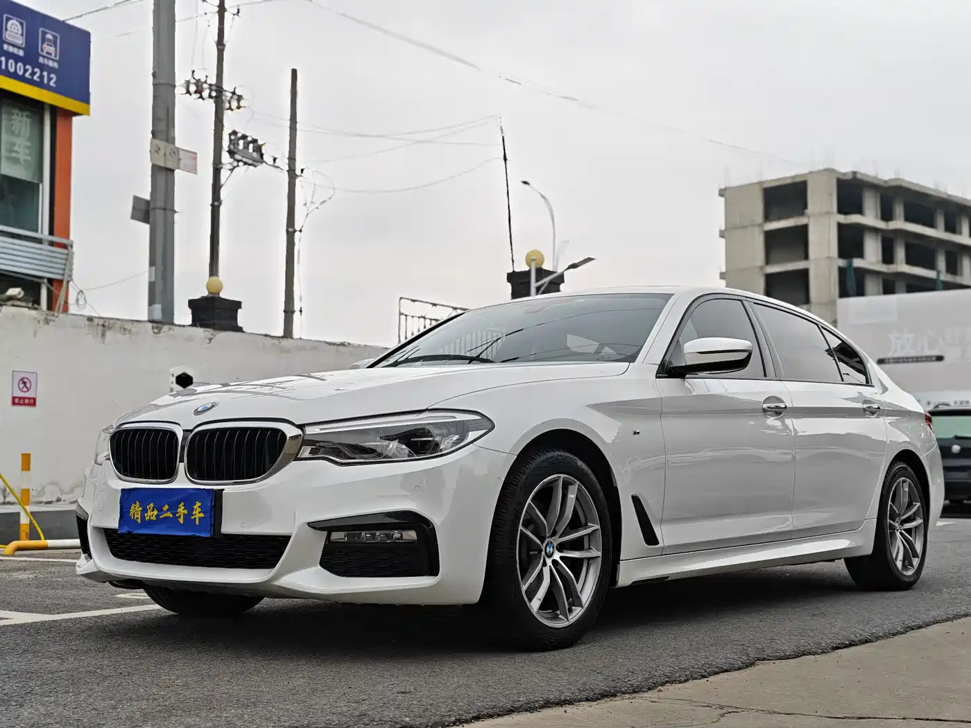 BMW 5 Series 2018 525Li M Sport Package