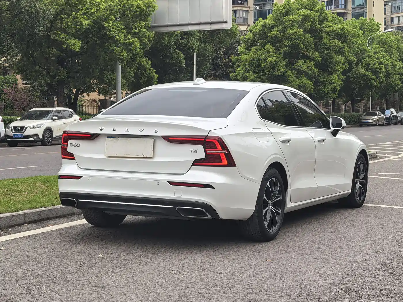 Фото 6 - Volvo S60