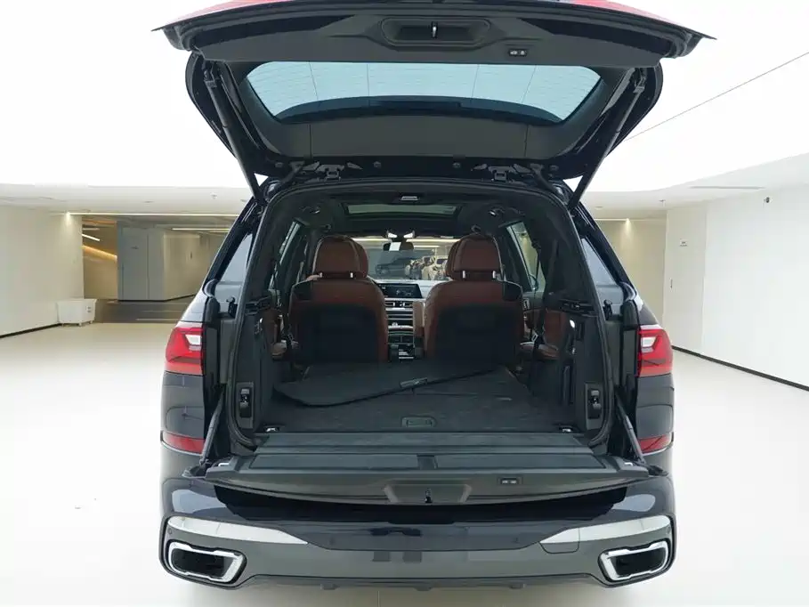 BMW X7 2022 xDrive40i Exclusive M Sport Package фото 6