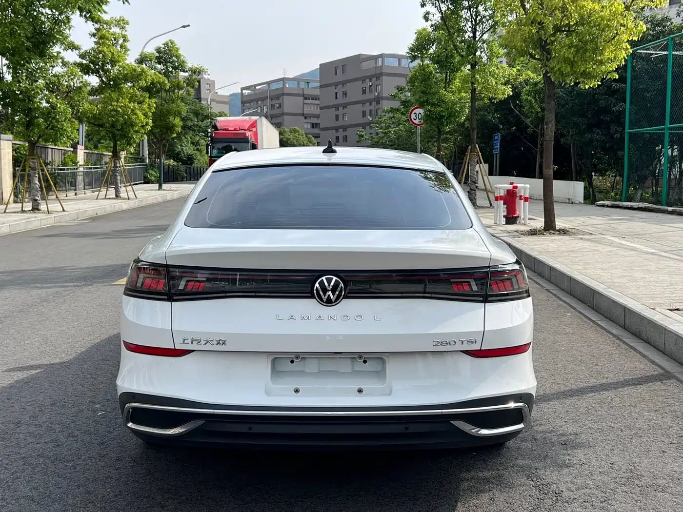 Volkswagen Lamando 2023 Lamando L 280TSI DSG Cool Edition фото 9