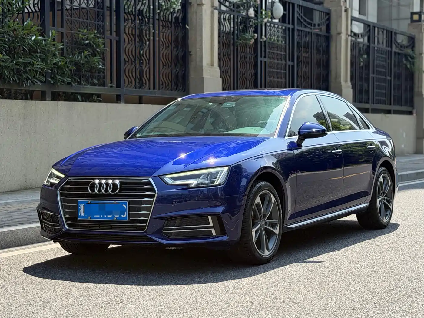 Audi A4L 2019 40 TFSI Progressive (China VI)