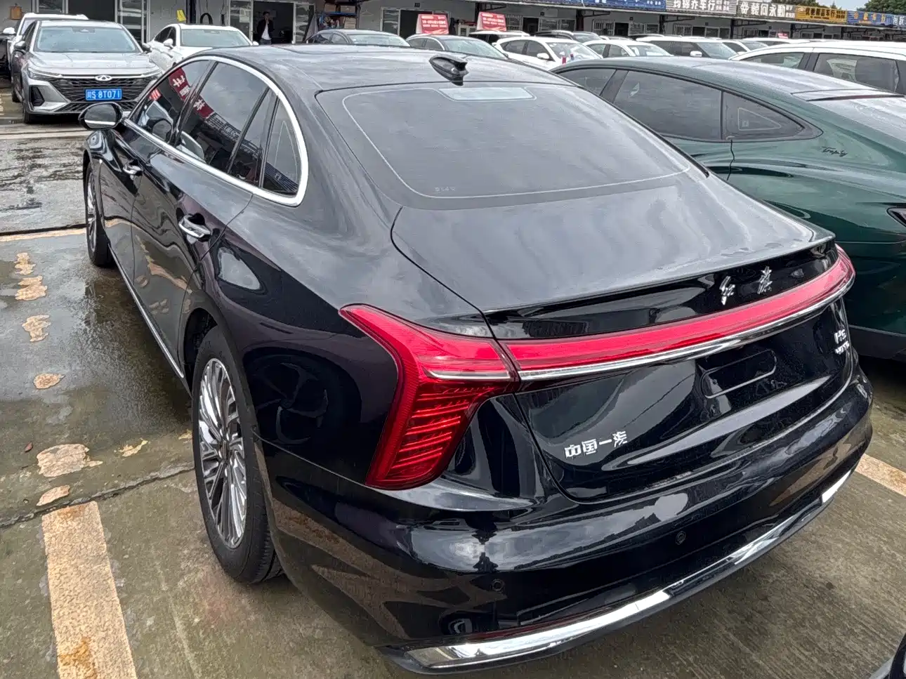Hongqi H5 2023 2.0T Auto Smart Connect Flag Enjoy фото 18