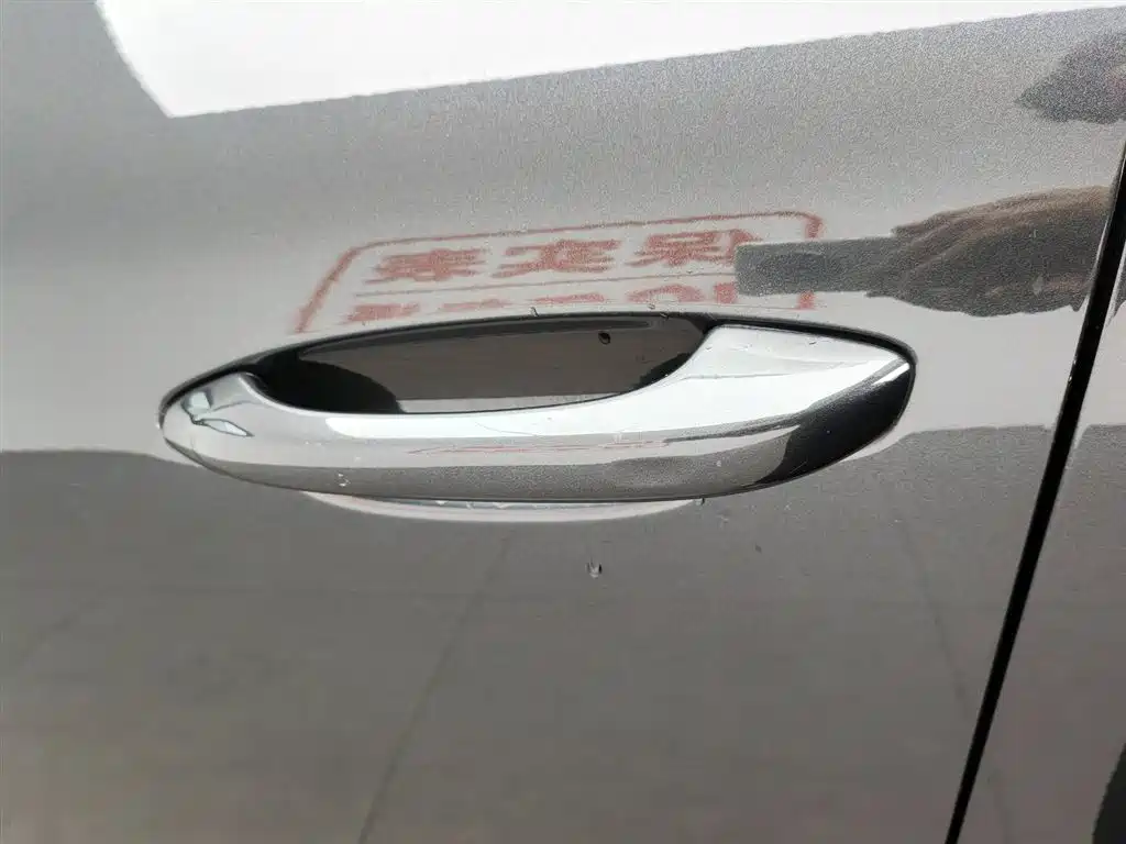 Porsche Macan 2020 Macan 2.0T фото 18