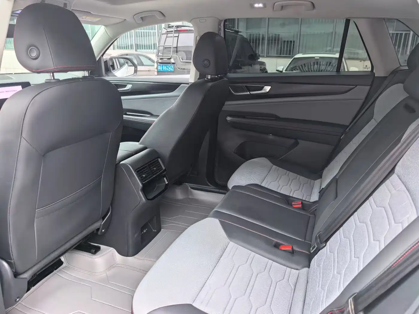 Volkswagen Teramont 2022 Teramont X 380TSI 4MOTION Luxury фото 5