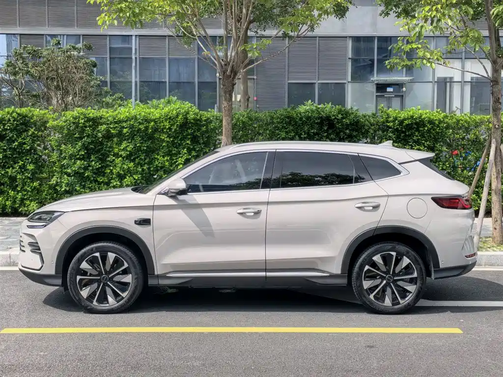 BYD Song PLUS PHEV 2025 DM-i Smart Drive Edition 112KM Noble фото 25