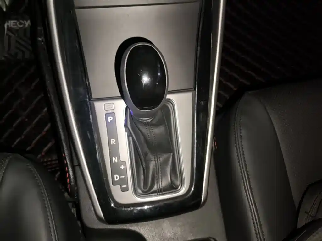 Hyundai Langdong 2015 1.6L Auto Premium фото 14