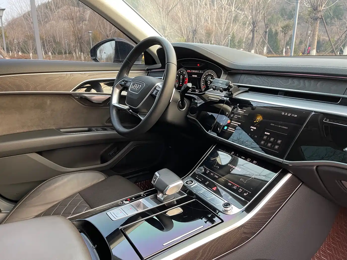 Audi A8 2021 A8L 50 TFSI quattro Comfort фото 13