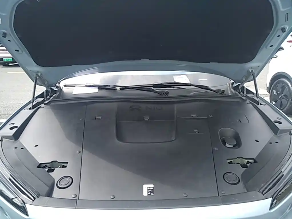 Фото 20 - NIO ES6