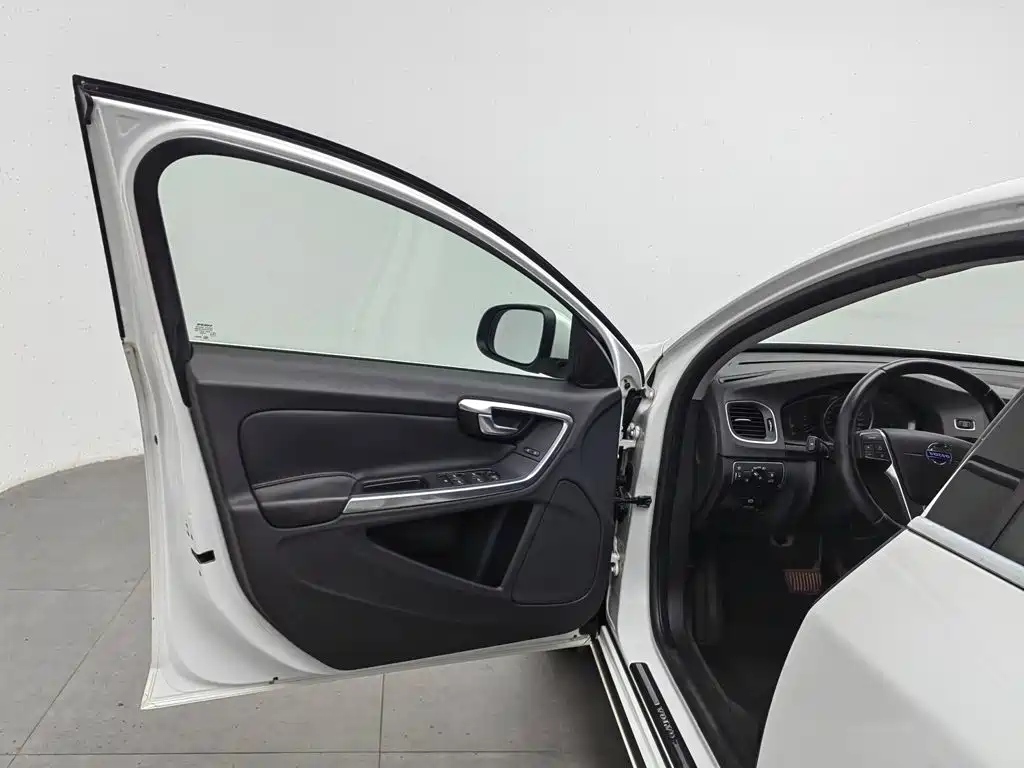 Volvo S60 2014 2015 S60L 2.0T Smart Vision