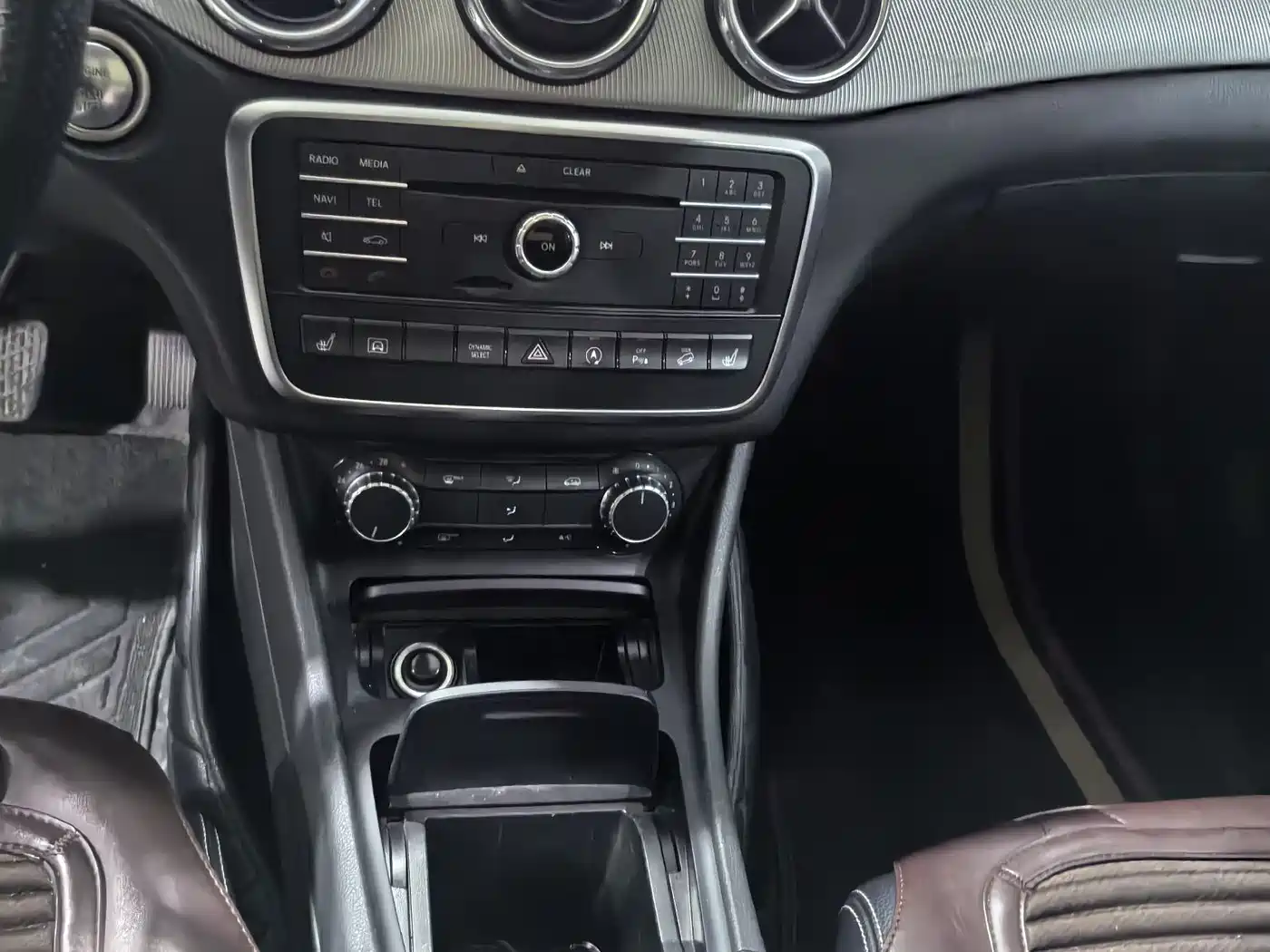 Mercedes-Benz GLA 2016 GLA 220 4MATIC Fashion фото 9