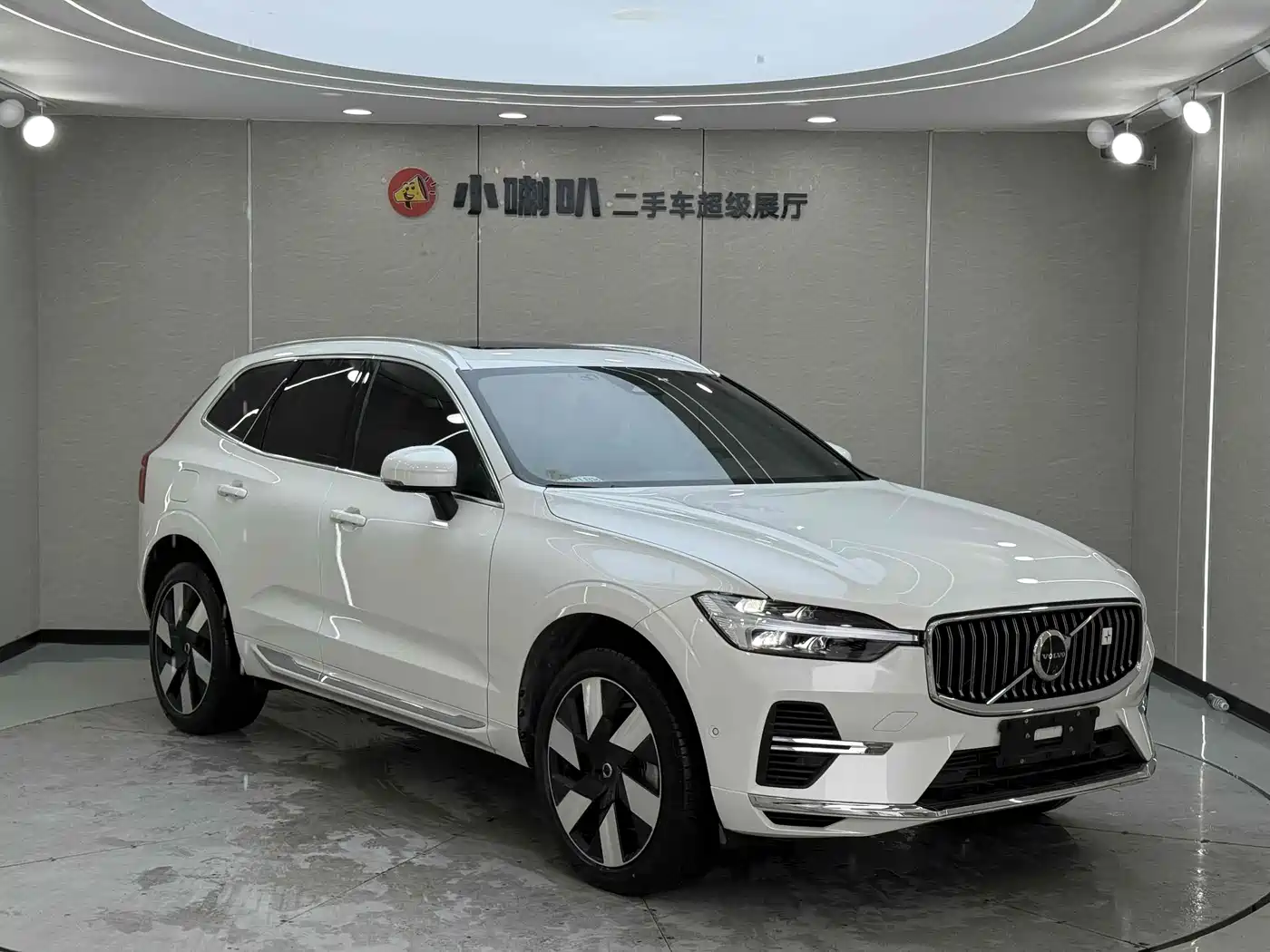 VOLVO XC60 PLUG IN HYBRID