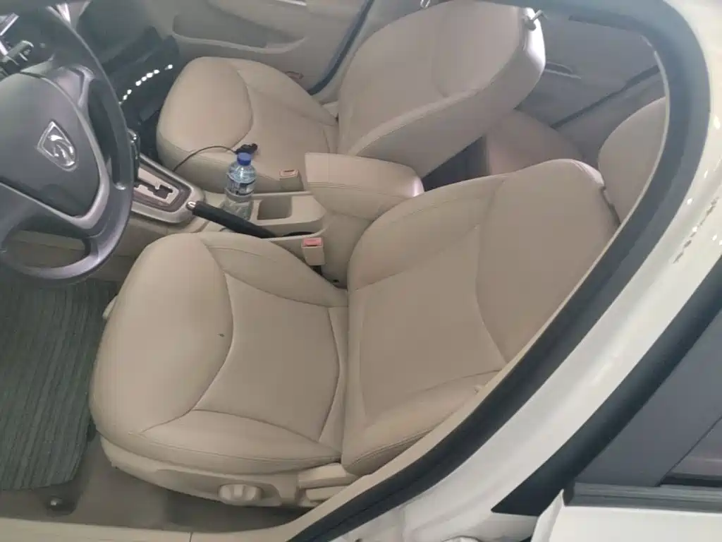Baojun 630 2015 2014 1.5L Automatic Comfort