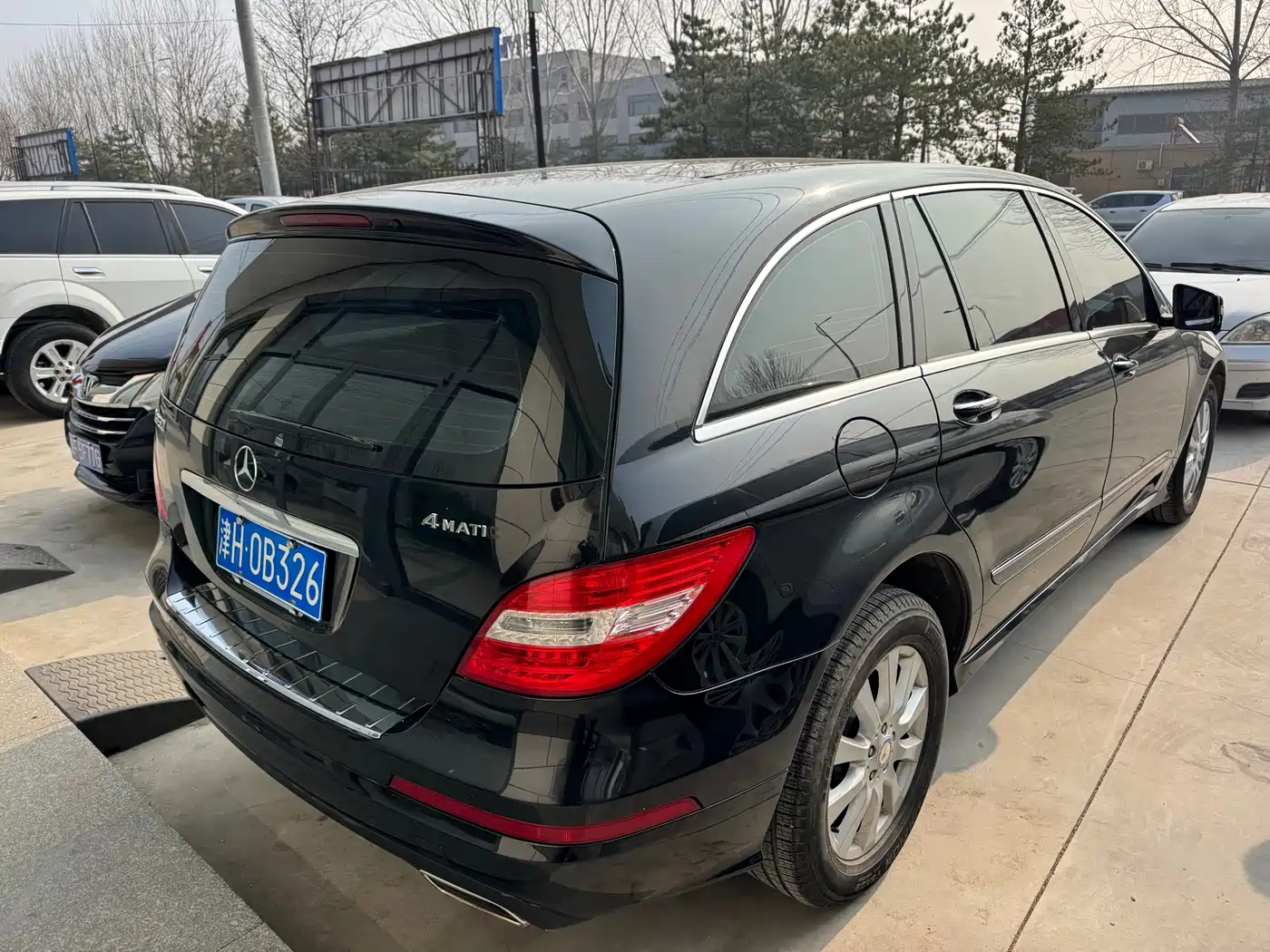 Mercedes-Benz R-Class 2011 R 350 L 4MATIC фото 5
