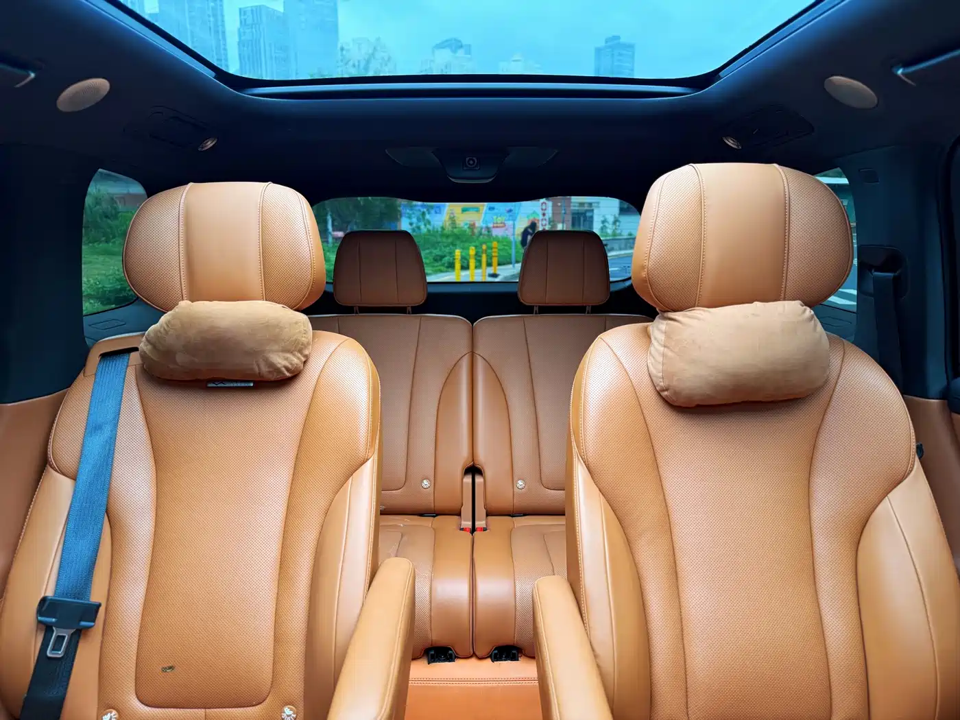 AITO Wenjie AITO M9 2024 Extended Range Ultra 42kWh 6-Seater фото 16
