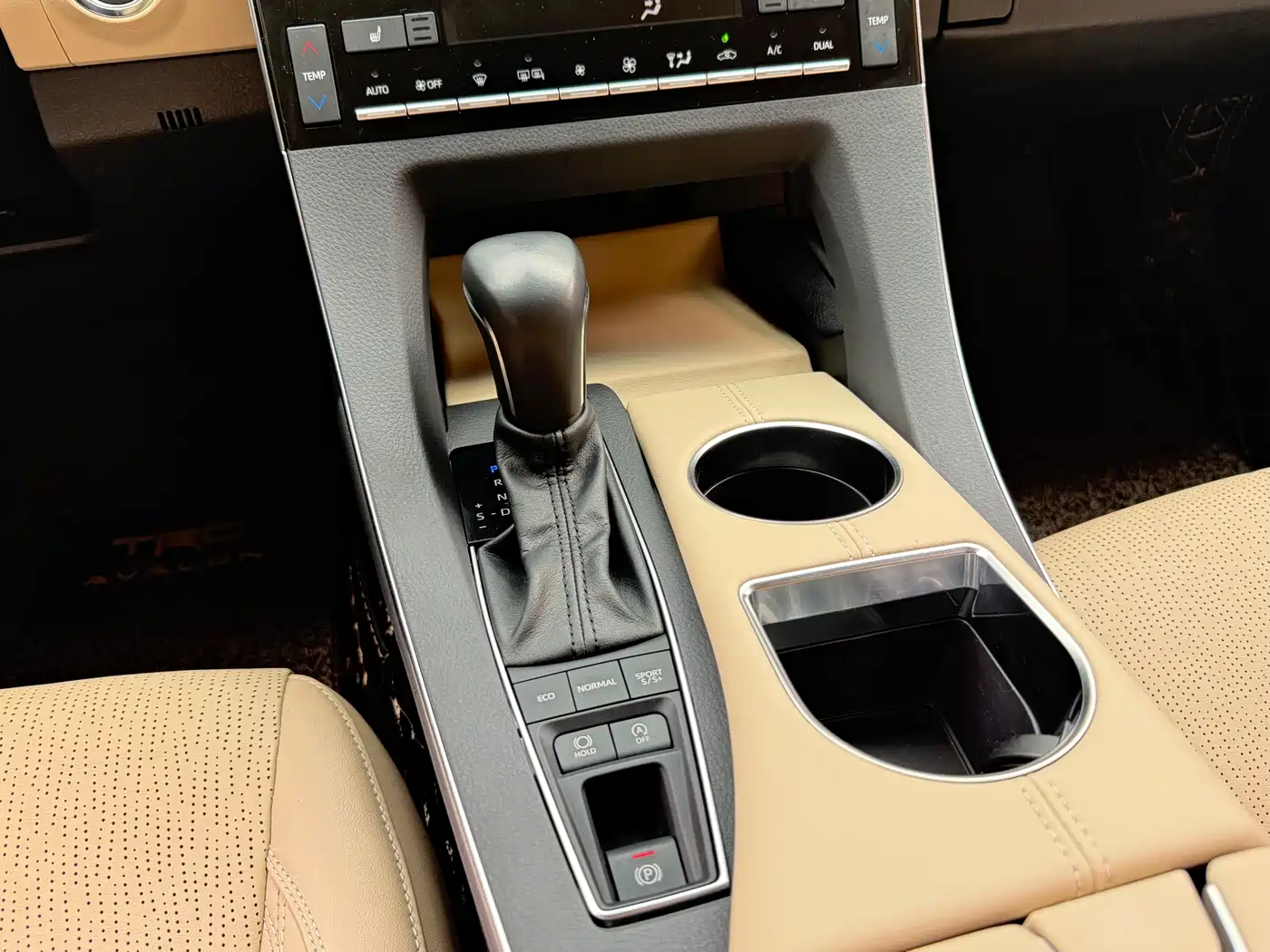 Toyota Avalon 2019 2.5L Touring Premium (China V) фото 12