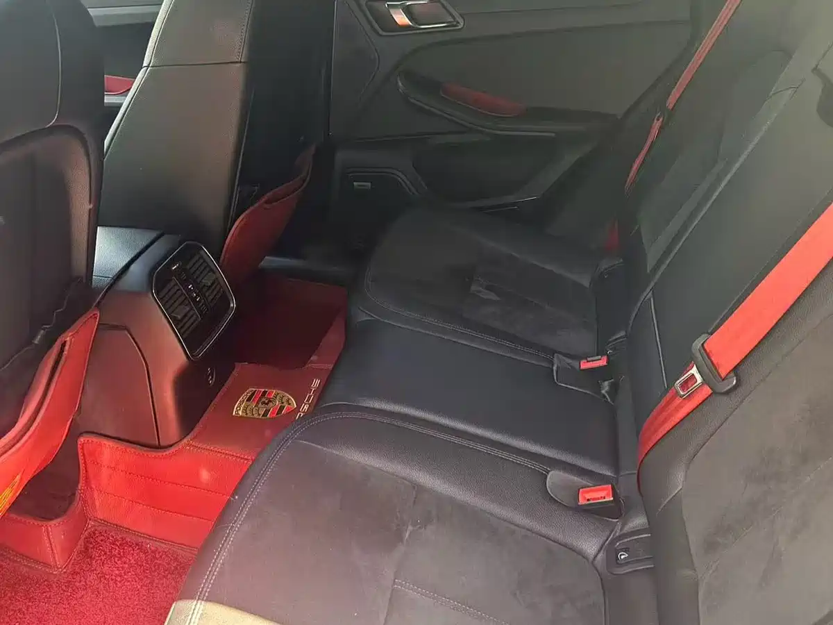 Porsche Macan 2021 Macan 2.0T фото 4