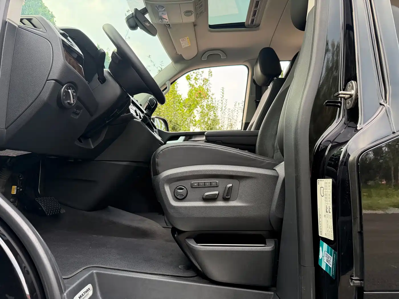 Volkswagen Multivan 2019 2019 2.0TSI 4WD Premium 7-seater