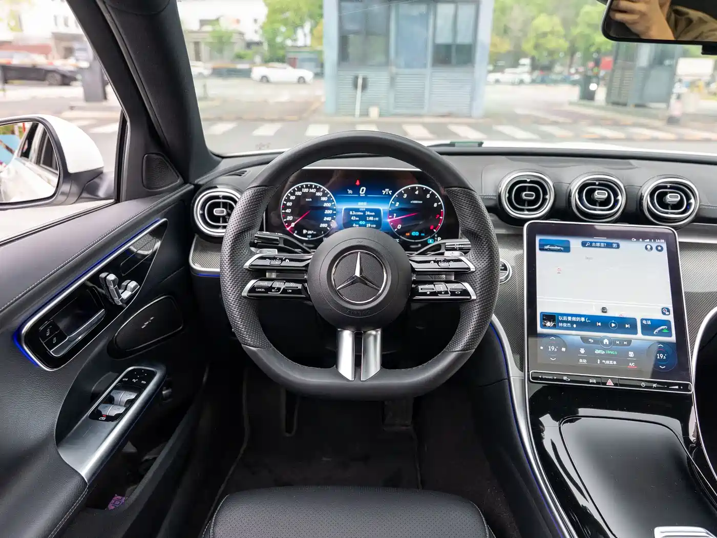 MERCEDES-BENZ C CLASS