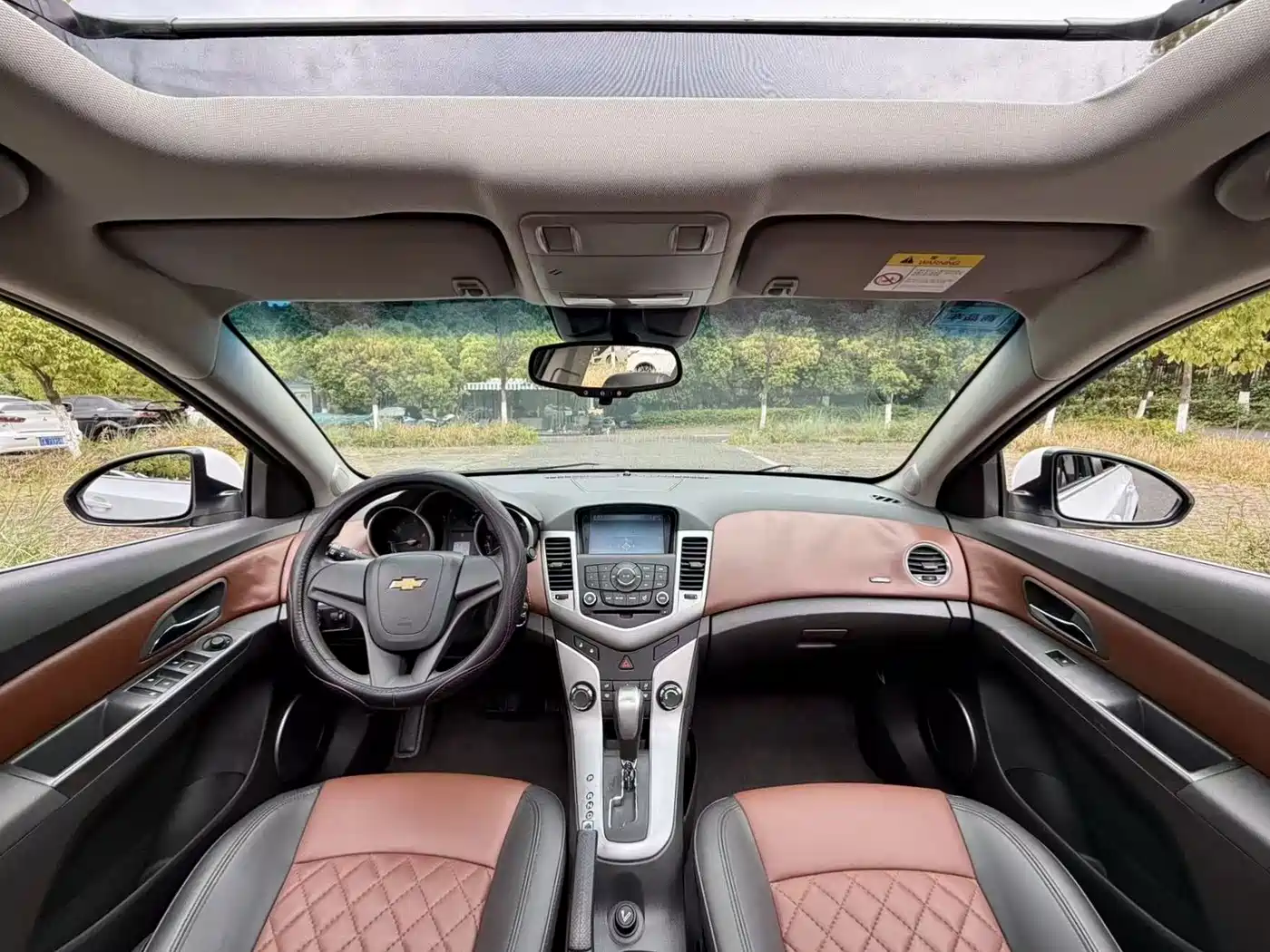Chevrolet Cruze 2013 Model 1.8L SE AT фото 4