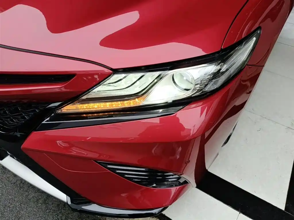 Toyota Camry 2018 2.0S Sport Edition фото 24
