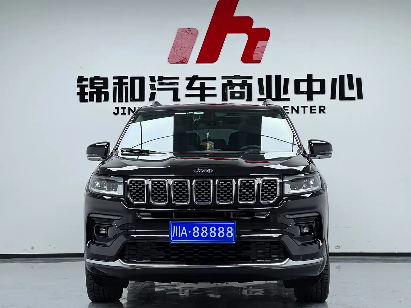 JEEP GRAND COMMANDER