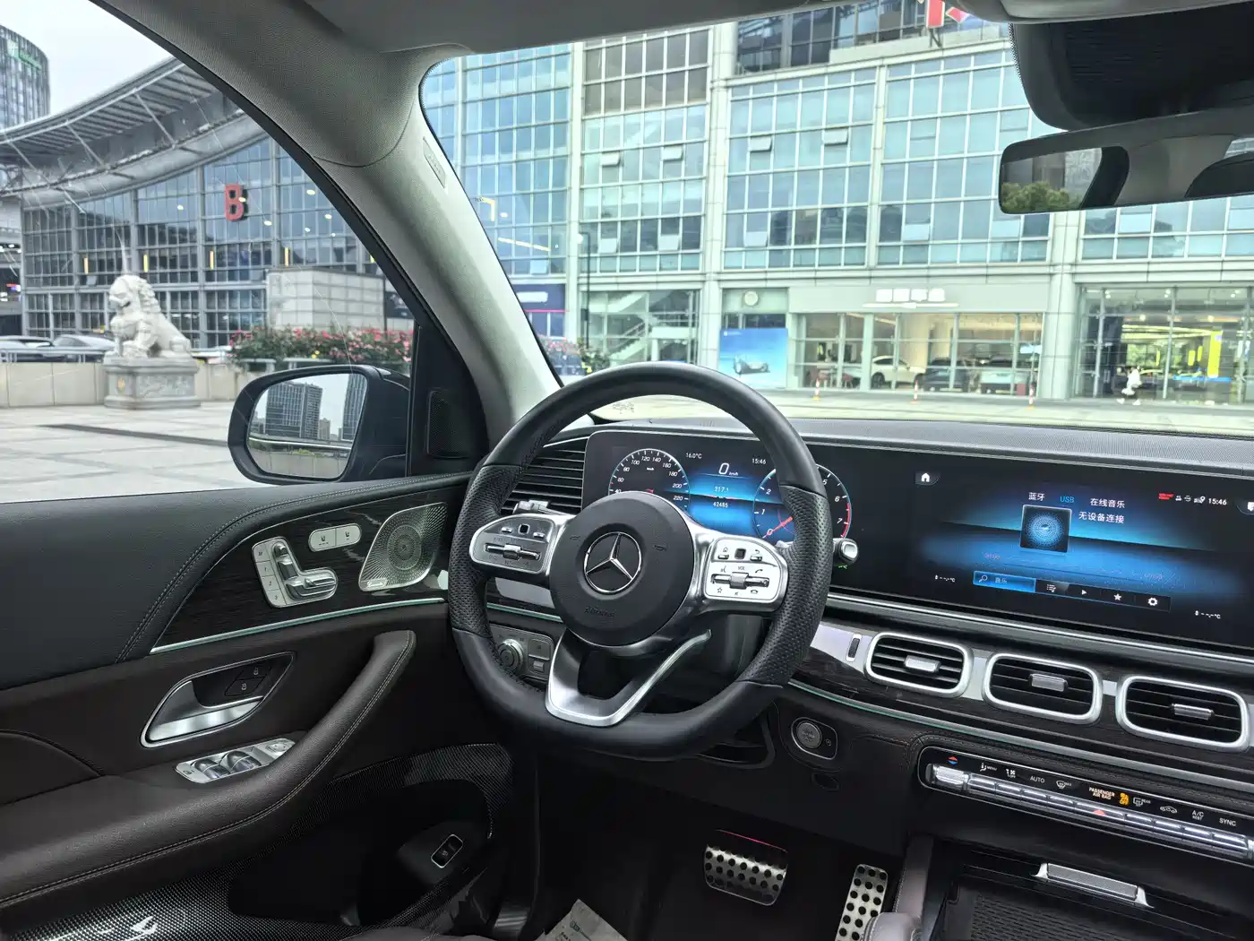 Mercedes-Benz GLS 2023 GLS 450 4MATIC Fashion Edition фото 14
