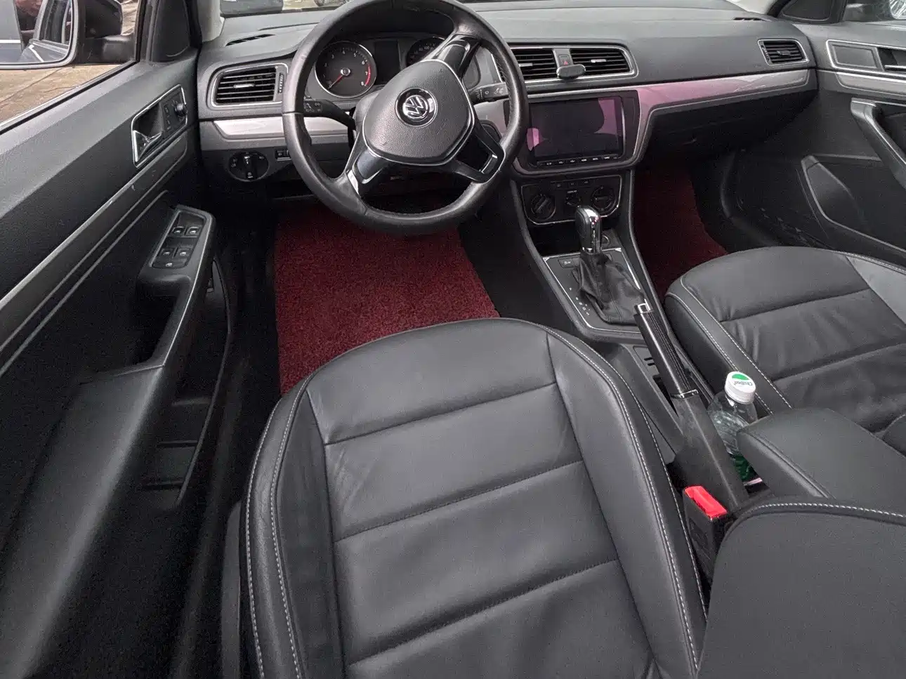 Volkswagen Lavida 2015 1.6L Automatic Trend Edition фото 12