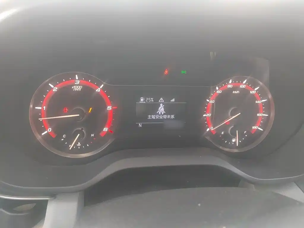 SAIC Maxus Xintu V90 2021 2020 2.0T AMT YunJie Edition FWD Single Rear Tire Short Wheelbase Medium Roof 6-seater