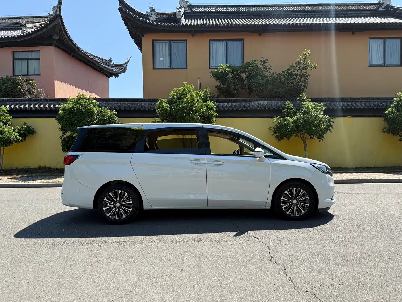Buick GL8 2021 ES Landlord 653T Luxury фото 4