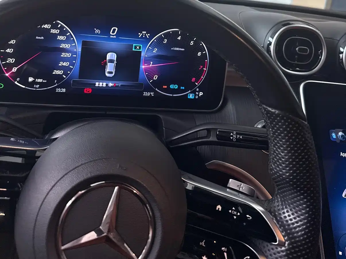 Mercedes-Benz C-Class 2022 C 200 L Sport Version фото 12